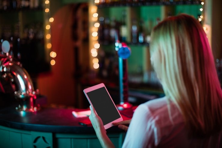 Proses instalasi aplikasi whiteslots dan halaman login