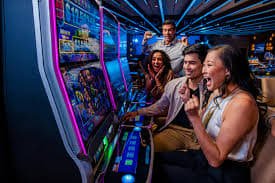Studio live Infinite Blackjack di whiteslots dengan dealer profesional dan multi-kamera